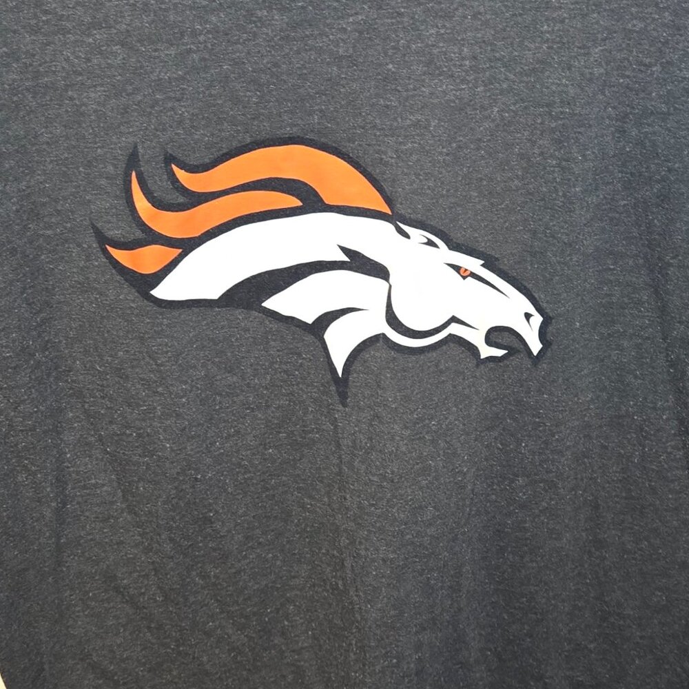 Broncos tee